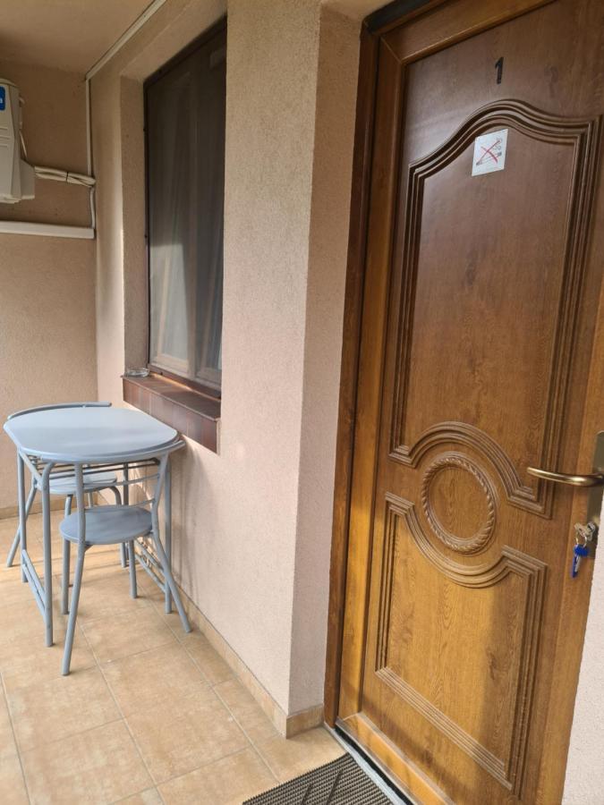 Mediterran Apartman Es Vendeghaz Гайдусобосло Екстер'єр фото