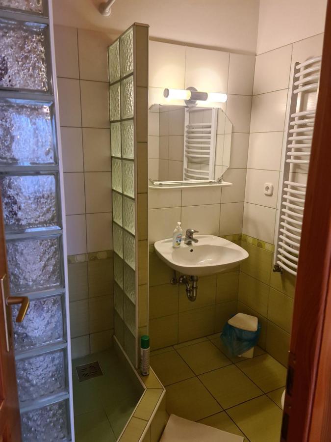 Mediterran Apartman Es Vendeghaz Гайдусобосло Екстер'єр фото